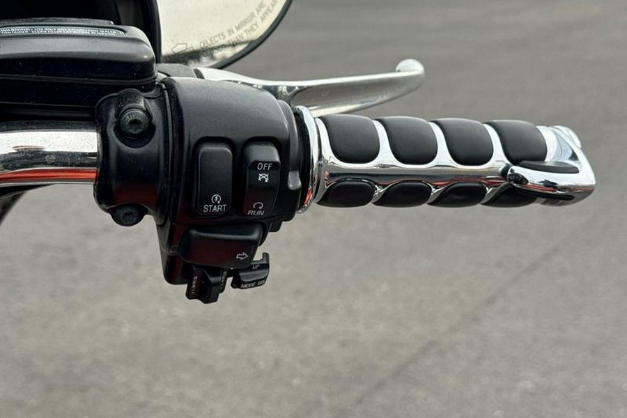 2011 Harley-Davidson® Street Glide™ Base