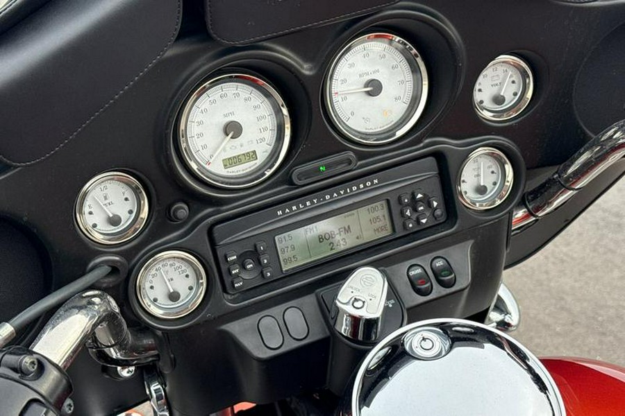 2011 Harley-Davidson® Street Glide™ Base