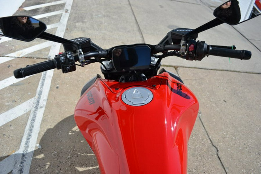 2025 Ducati DIAVEL V4