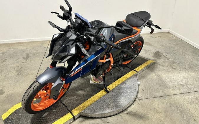 2024 KTM Duke 390