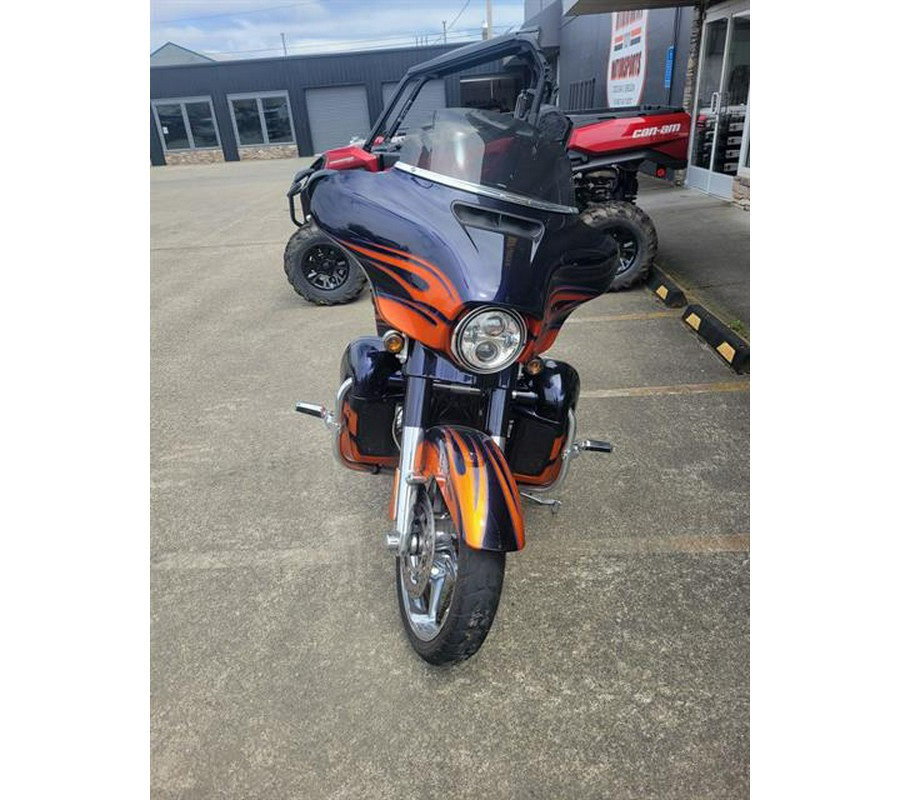 2015 Harley-Davidson CVO™ Street Glide®