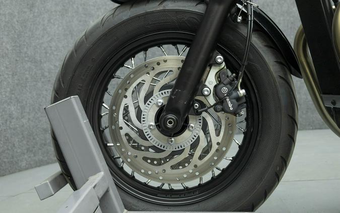 2022 TRIUMPH BONNEVILLE BOBBER