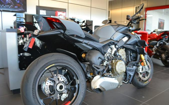 2024 Ducati STREETFIGHTER V4