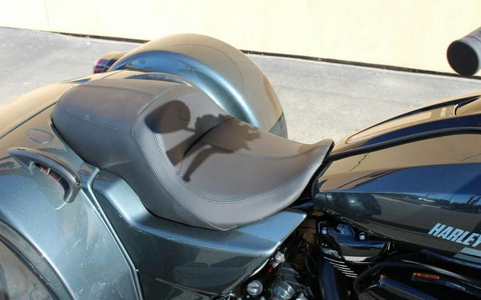 Harley-Davidson® Road Glide 3 2026 FLTRT 84679129 IRON HORSE MTLC