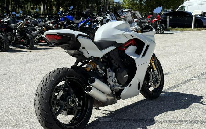 2021 Ducati SuperSport 950 S