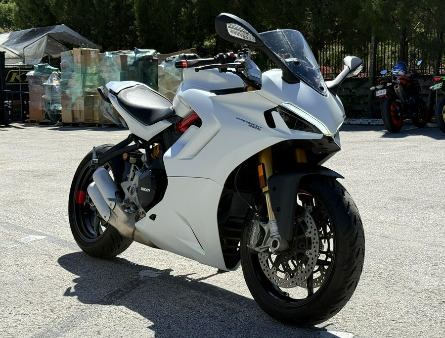 2021 Ducati SuperSport 950 S