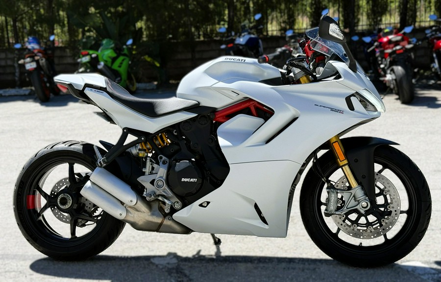 2021 Ducati SuperSport 950 S