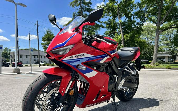 2026 Honda CBR650R E-Clutch