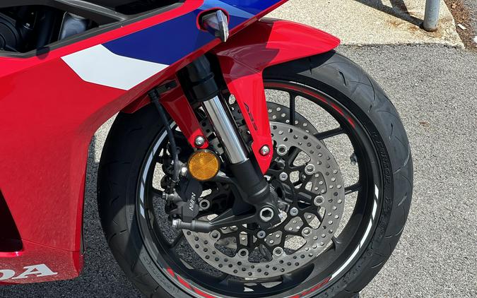2026 Honda CBR650R E-Clutch