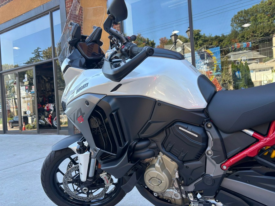 2025 Ducati Multistrada V4 S Artic White - 3862U