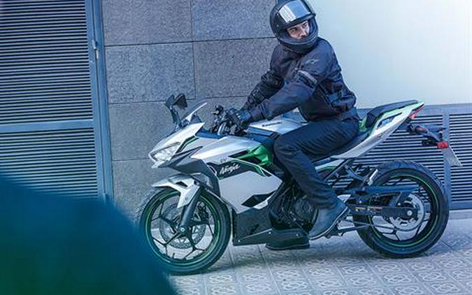 2024 Kawasaki Ninja e-1 ABS