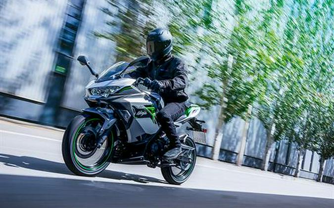 2024 Kawasaki Ninja e-1 ABS