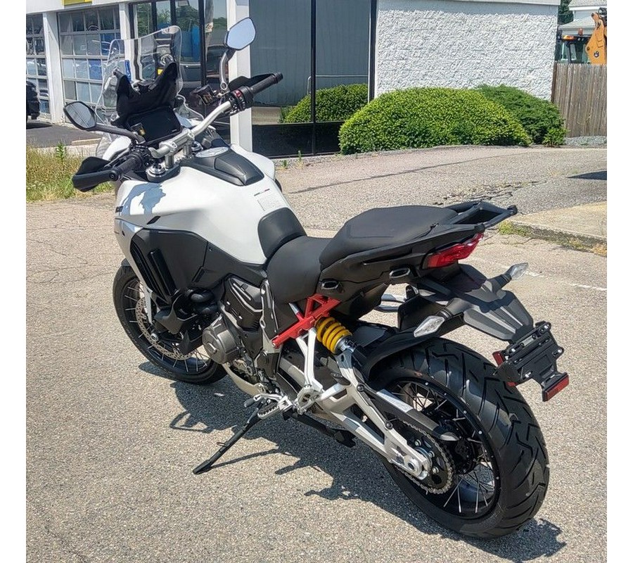 2024 Ducati Multistrada V4 S Travel & Radar Iceberg White