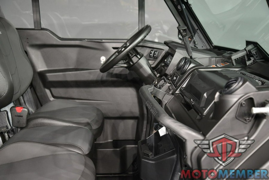 2026 Can-Am Defender PRO Limited HD10