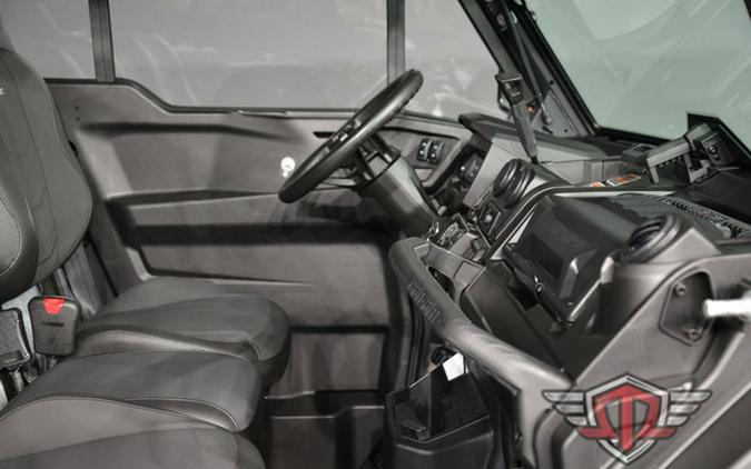 2026 Can-Am Defender PRO Limited HD10