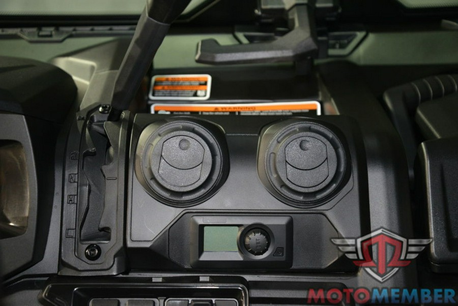 2026 Can-Am Defender PRO Limited HD10