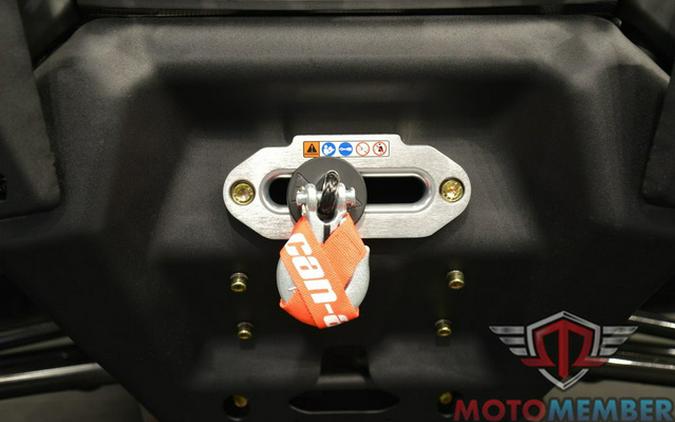 2026 Can-Am Defender PRO Limited HD10