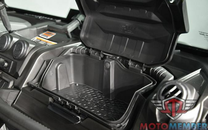 2026 Can-Am Defender PRO Limited HD10