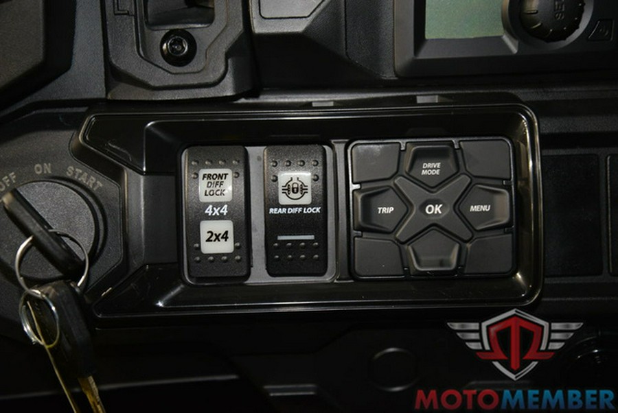 2026 Can-Am Defender PRO Limited HD10