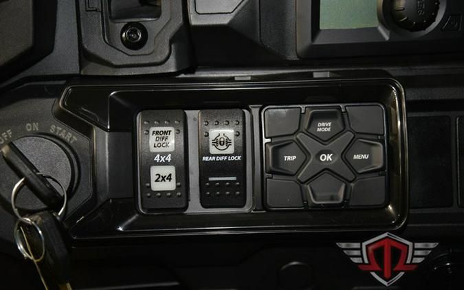 2026 Can-Am Defender PRO Limited HD10