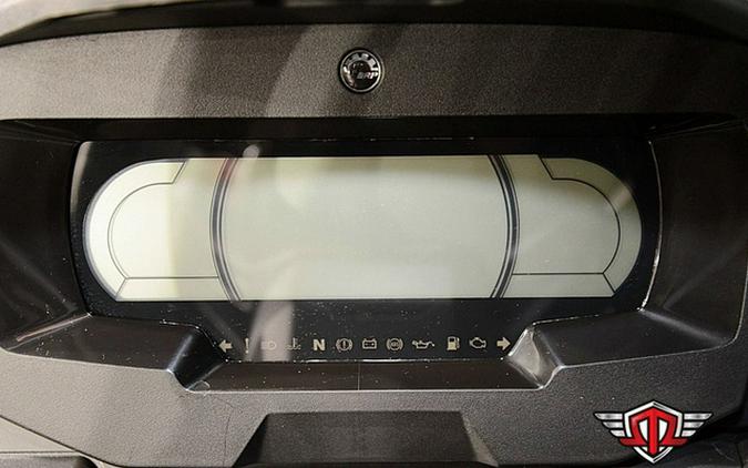 2026 Can-Am Defender PRO Limited HD10