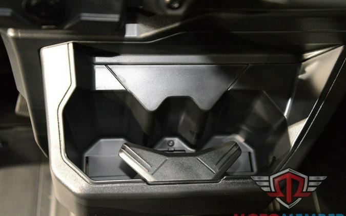 2026 Can-Am Defender PRO Limited HD10