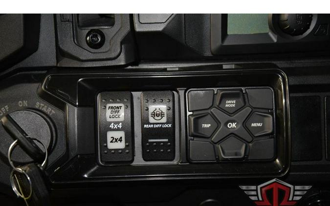 2026 Can-Am Defender PRO Limited HD10