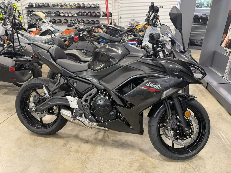 2026 Kawasaki Ninja® 650 ABS