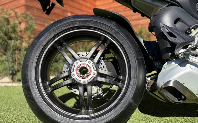 2025 Ducati Streetfighter V4 SP2