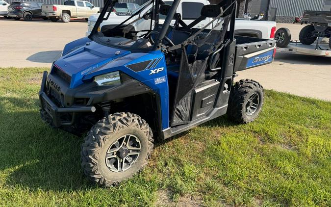 2014 RANGER XP® 900 EPS - Blue Fire LE - Polaris