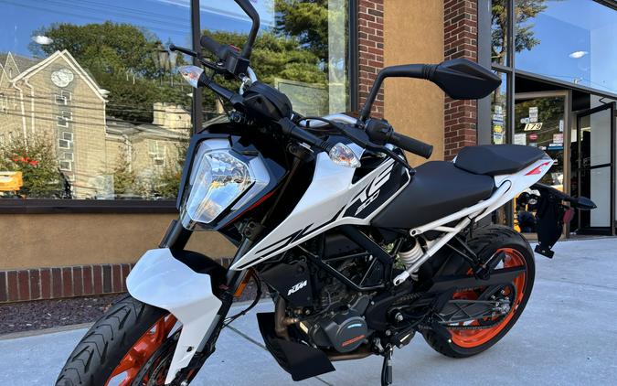 2022 KTM DUKE 200 - 3868U