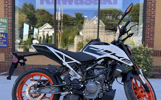 2022 KTM DUKE 200 - 3868U