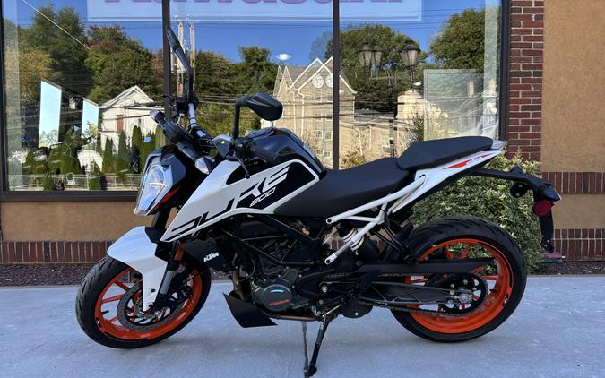 2022 KTM DUKE 200 - 3868U