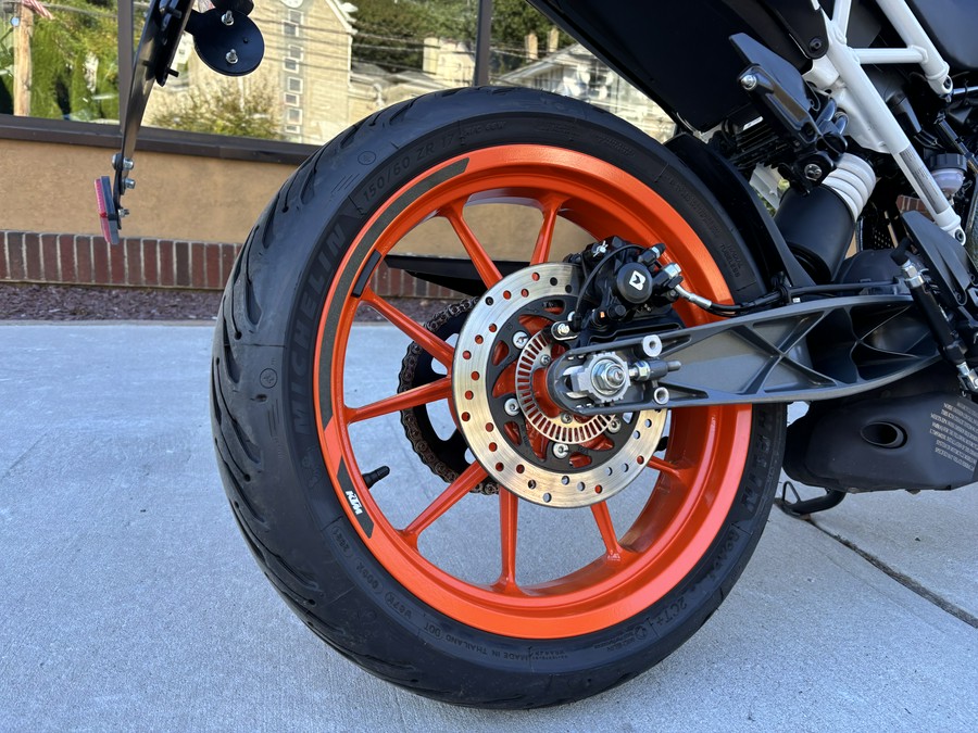 2022 KTM DUKE 200 - 3868U
