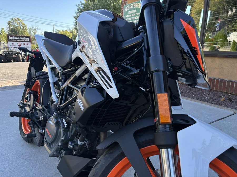 2022 KTM DUKE 200 - 3868U