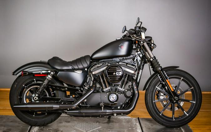 2022 Harley-Davidson Iron 883 Review [Air-Cooled Sportster]