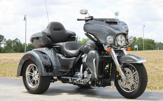 2022 Harley-Davidson FLHTCUTG - Tri Glide Ultra