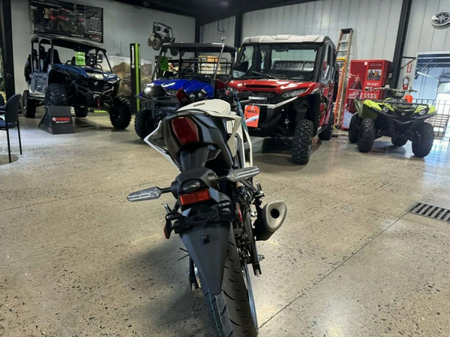 2026 Yamaha YZF R3 70Th Anniversary Edition