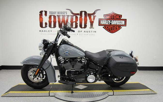 2026 Harley-Davidson Softail FLHC - Heritage Classic