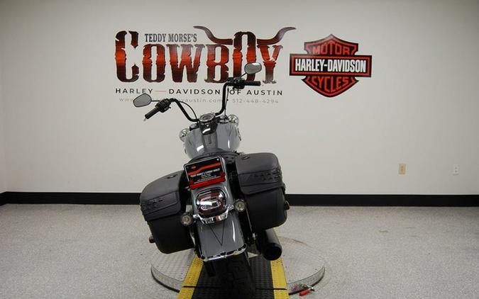 2026 Harley-Davidson Softail FLHC - Heritage Classic