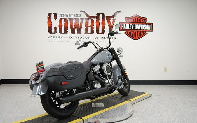 2026 Harley-Davidson Softail FLHC - Heritage Classic