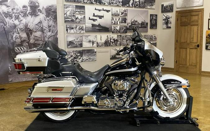 2003 Harley-Davidson® FLHTCUI - Electra Glide® Ultra Classic® Injection