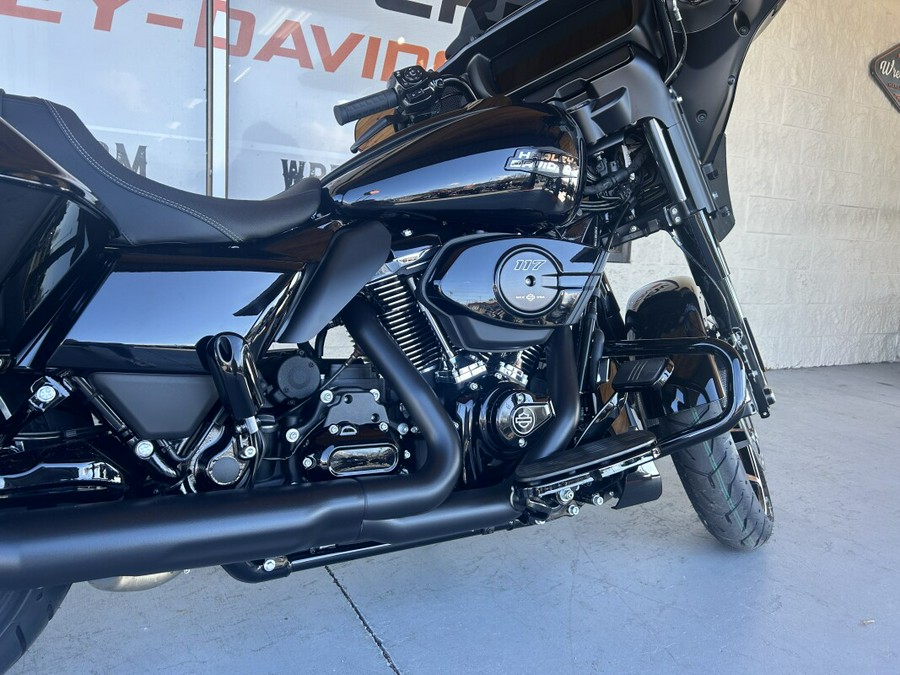 FLHX 2024 Street Glide®