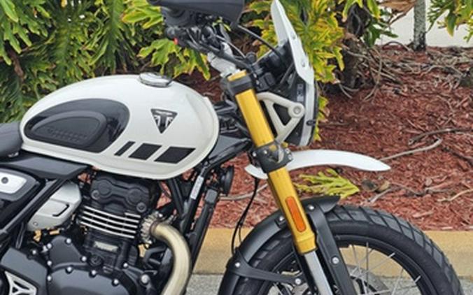 2026 Triumph Scrambler 400 XC Racing Yellow