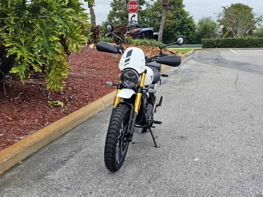 2026 Triumph Scrambler 400 XC Vanilla White XC Racing Yellow