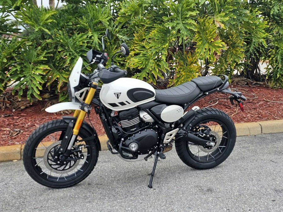 2026 Triumph Scrambler 400 XC Vanilla White XC Racing Yellow