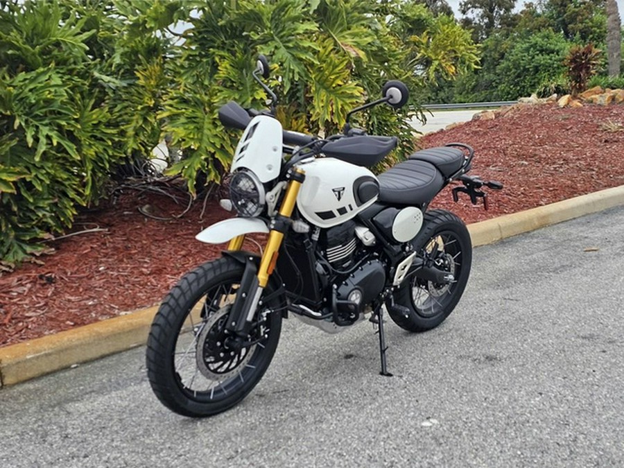 2026 Triumph Scrambler 400 XC Vanilla White XC Racing Yellow