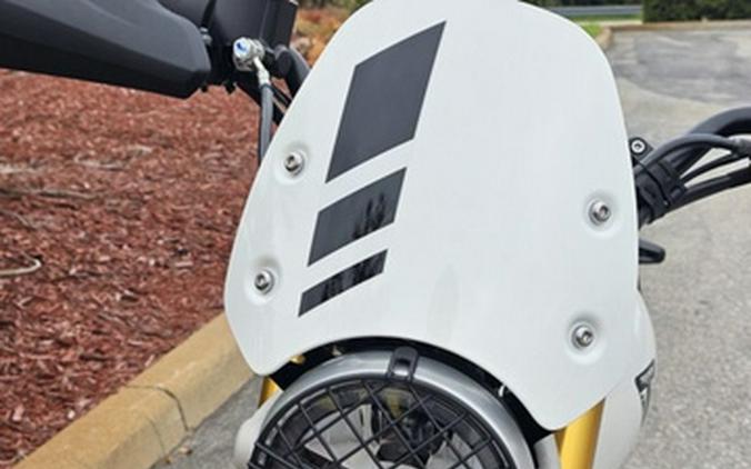 2026 Triumph Scrambler 400 XC Racing Yellow