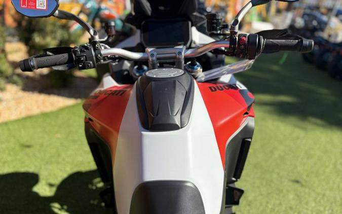 2025 Ducati Multistrada V4 RS