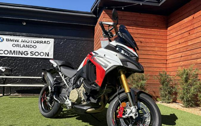 2025 Ducati Multistrada V4 RS
